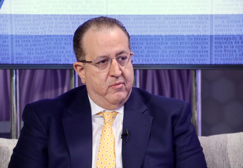 Magín Díaz: “Deuda pública sube US$6 mil MM cada año, pero el gobierno no tiene la culpa”