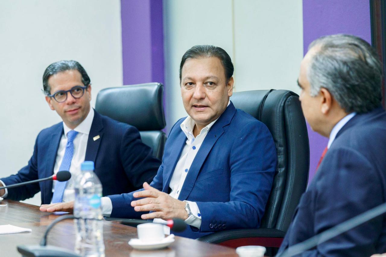 Directiva de Conep visita Casa Presidencial del PLD; sostiene encuentro con altos dirigentes de esa organización política