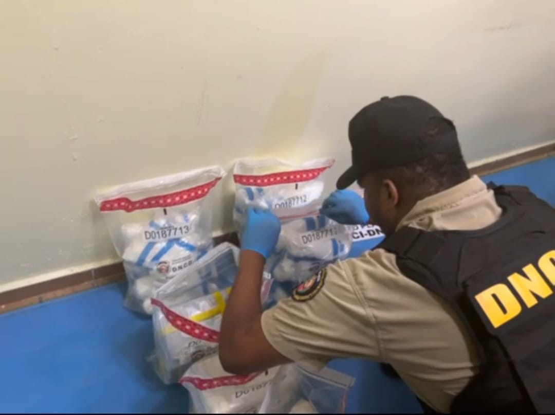 DNCD se incauta de 41 paquetes de cocaina en Puerto Plata
