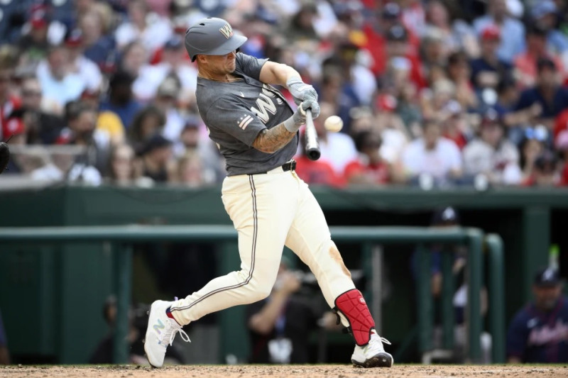 Senzel da vuelacercas en regreso y los Nacionales vencen Bravos