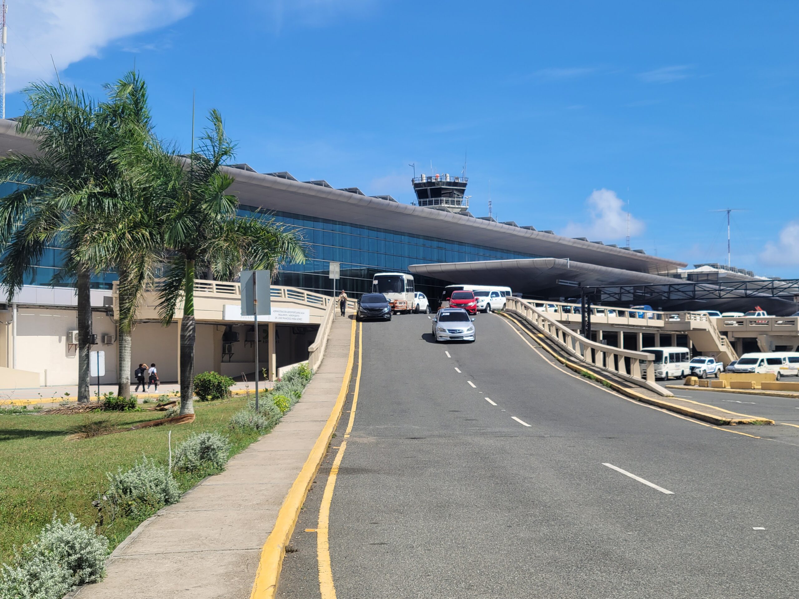 AERODOM informa que más de 30 vuelos fueron afectados por apagón en Aeropuerto Las Americas