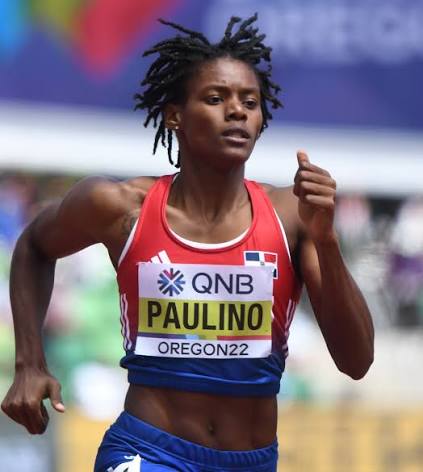 Marileidy Paulino obtiene medalla de  plata en los 400 metros del Mundial y establece récord nacional