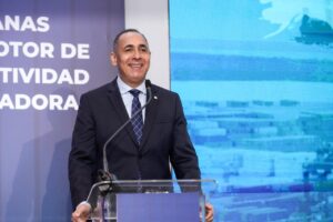 “En este contexto, los resultados reflejan los esfuerzos de mejora en la gestión recaudadora y control aduanero, como las limitaciones impuestas por un entorno externo complejo que condiciona el desempeño del comercio exterior”, expresó el titular de la DGA.